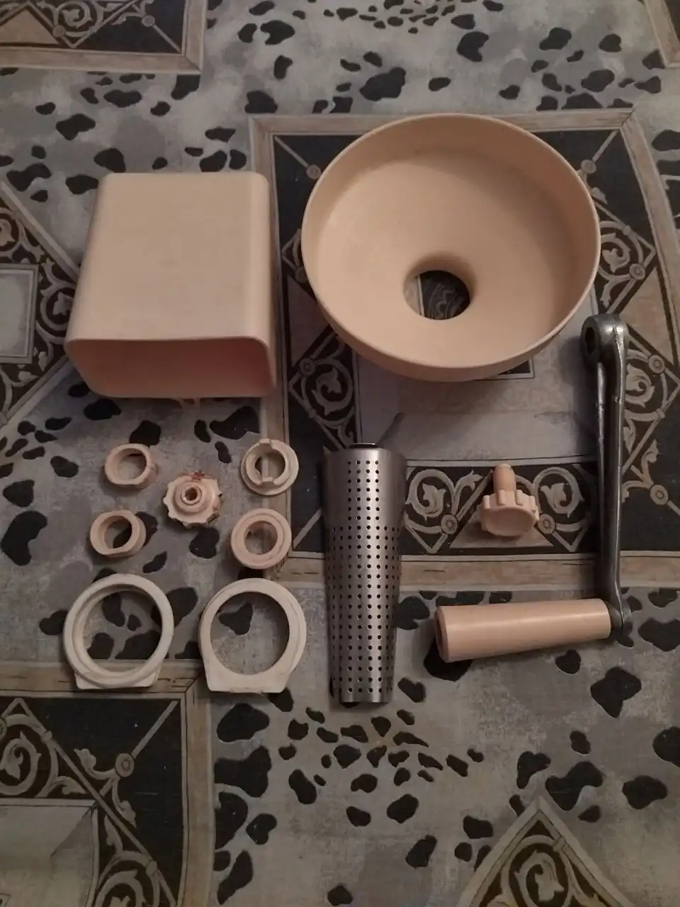 Детали для ручной соковыжималки