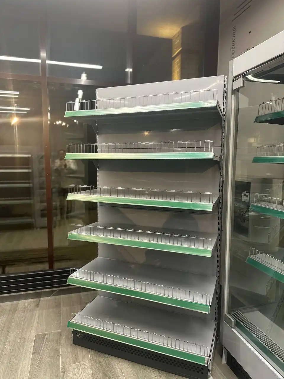 Продажа холодильного оборудования, стеллажей и полок