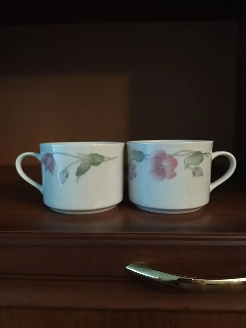 Чайная пара из фарфора СССР 1977 года