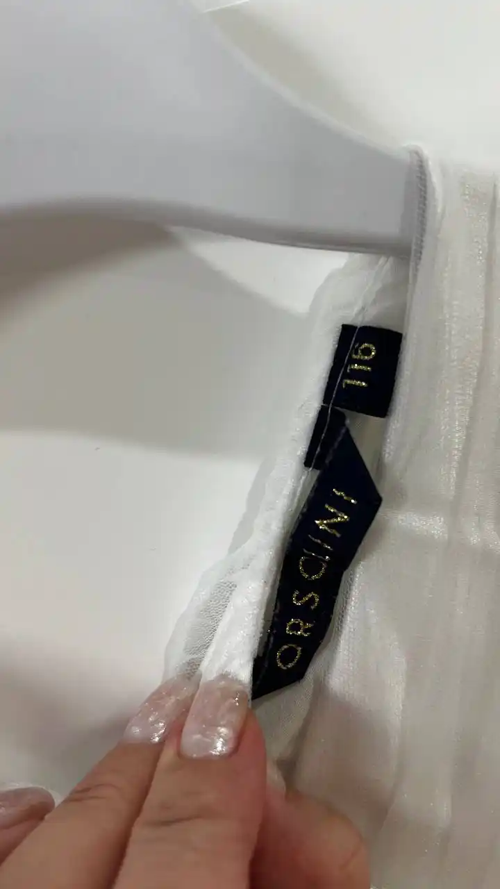 Праздничные платья в хорошем состоянии