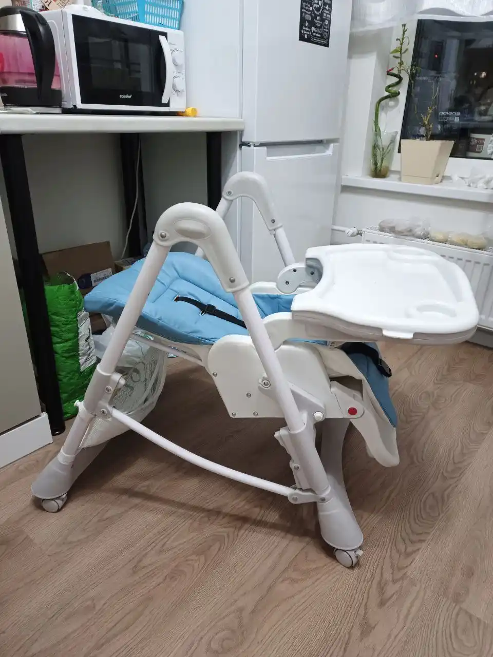 Продам стул для кормления