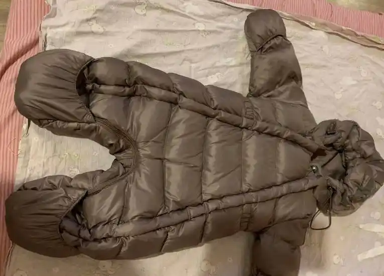 Продажа детских комбинезонов