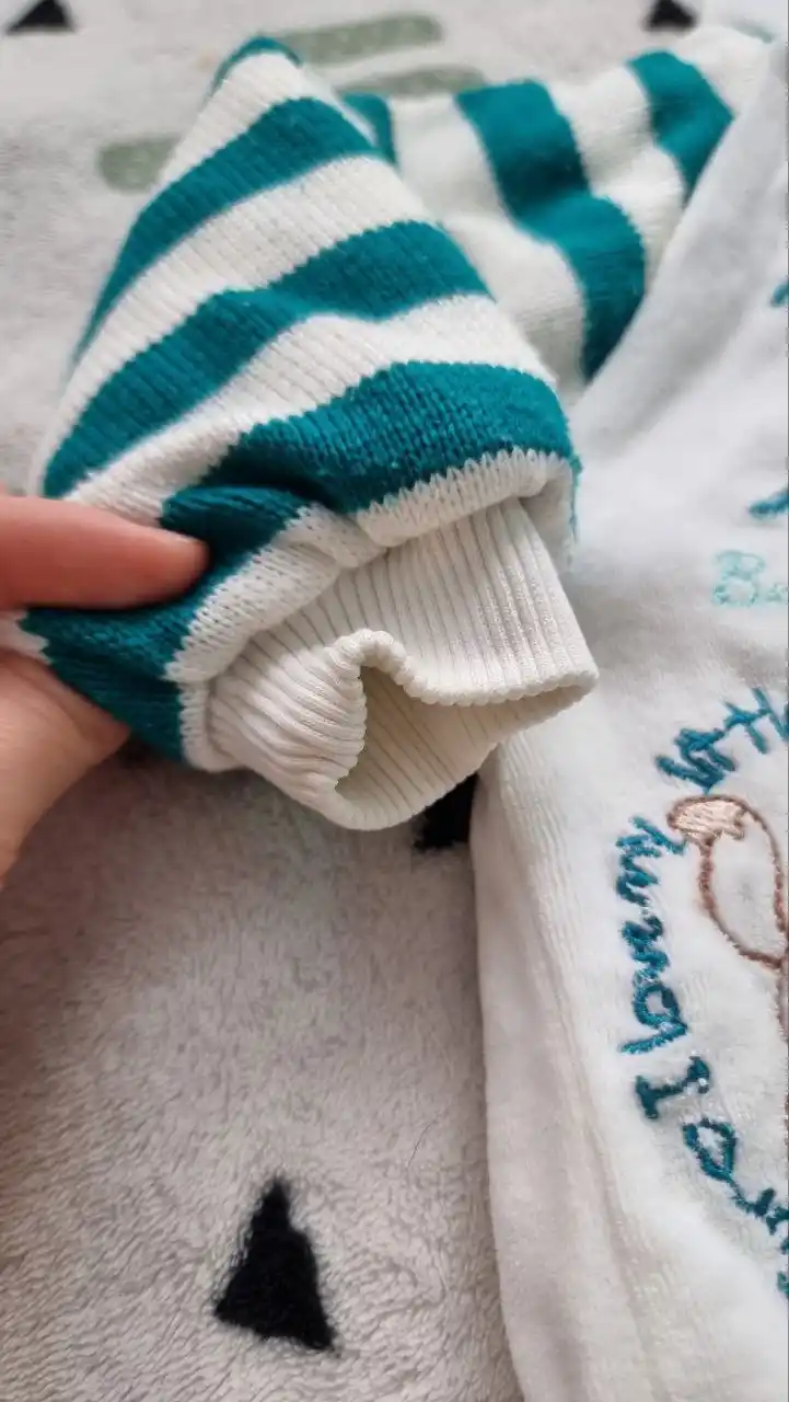 Тёплый костюм для малыша