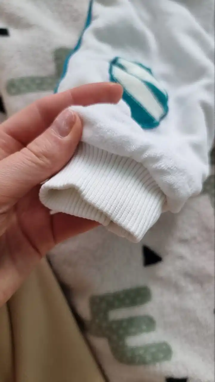 Тёплый костюм для малыша