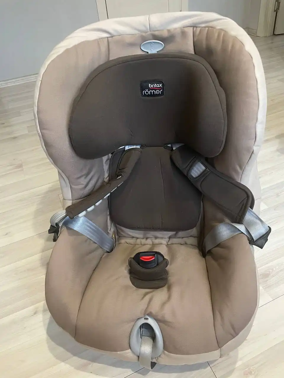 Автомобильное детское кресло Britax Romer King 2