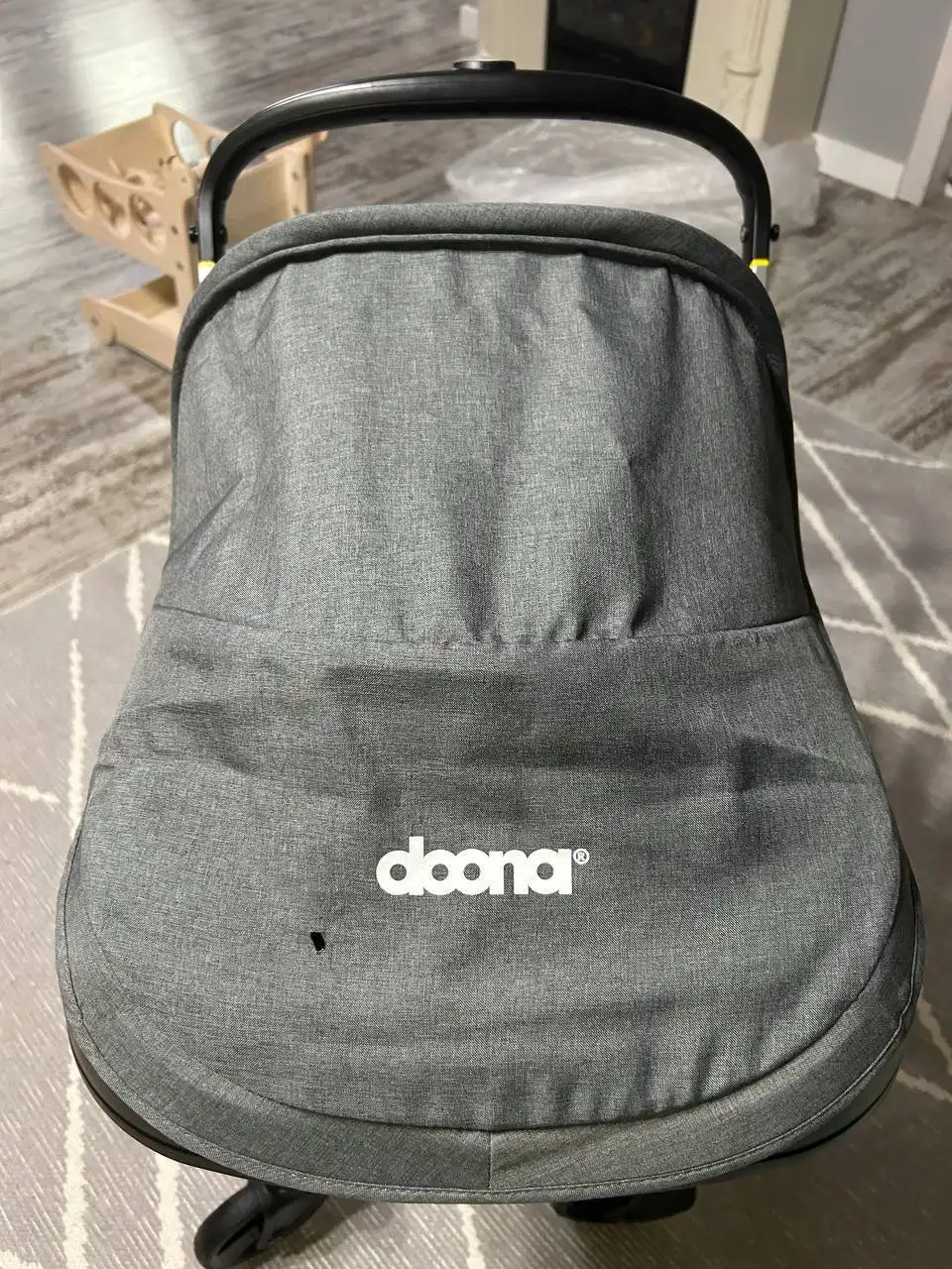 Коляска Doona 2-1 с функцией авто кресла