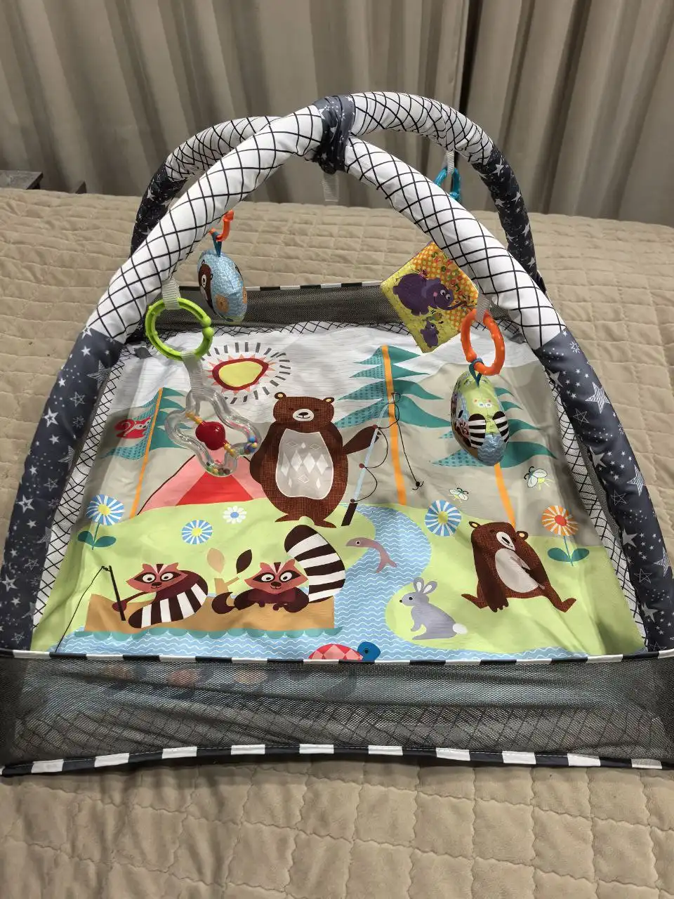 Детский игровой коврик с шариками и шуршалками