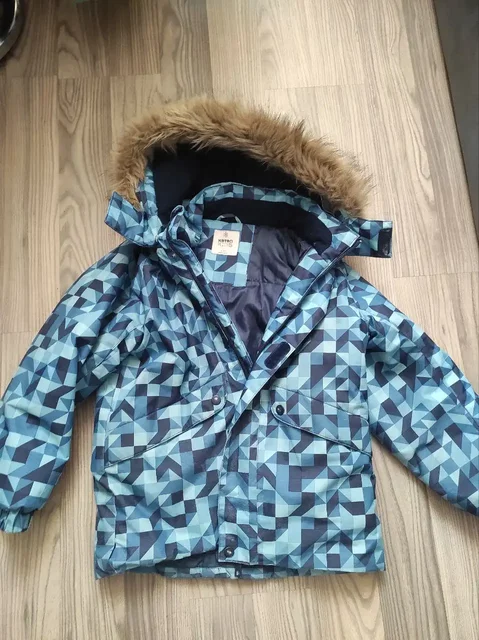 Зимняя куртка на мальчика размер 134-140 - Одежда в Москва