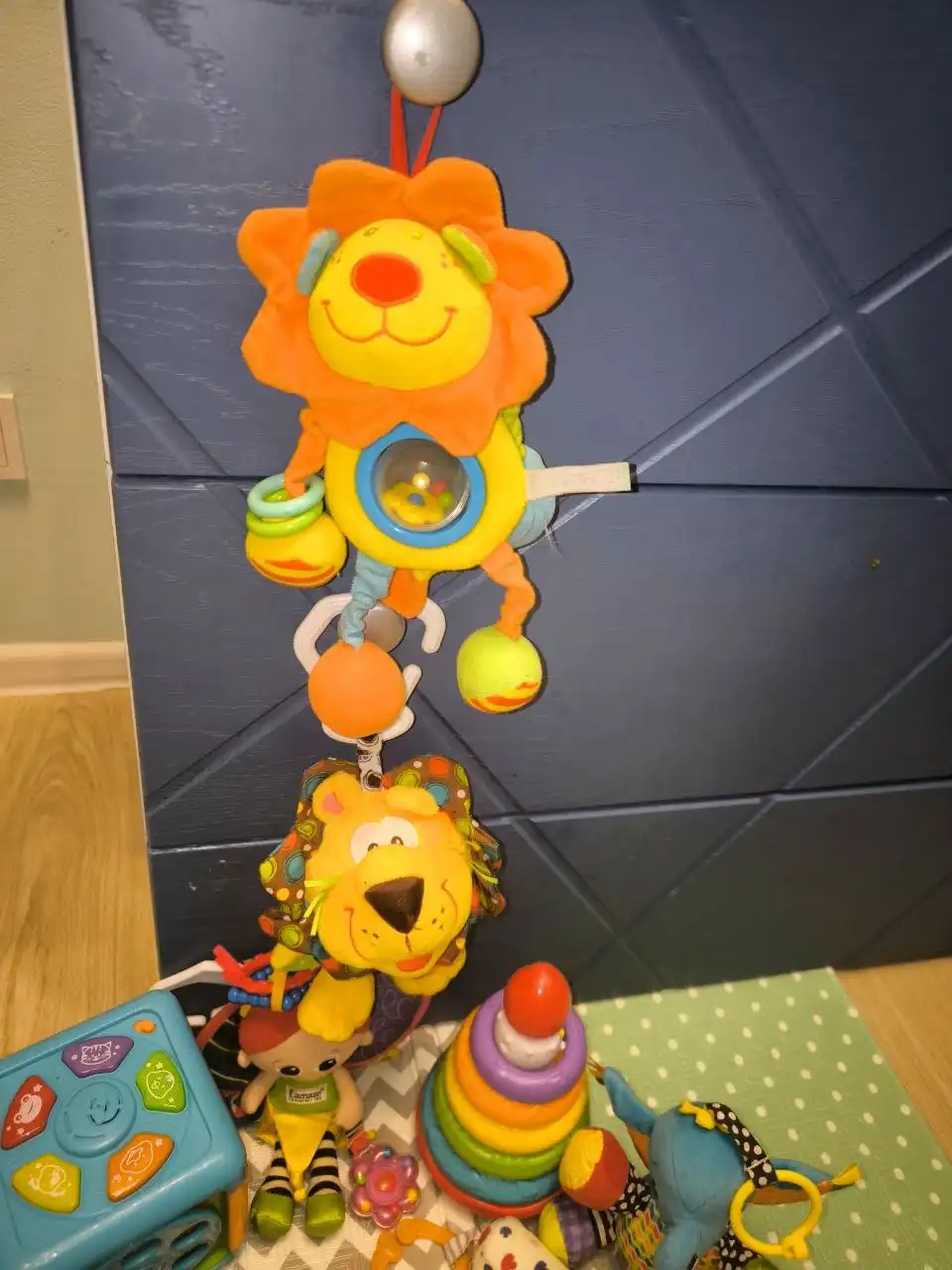 Огромный пакет развивающих игрушек для детей до года