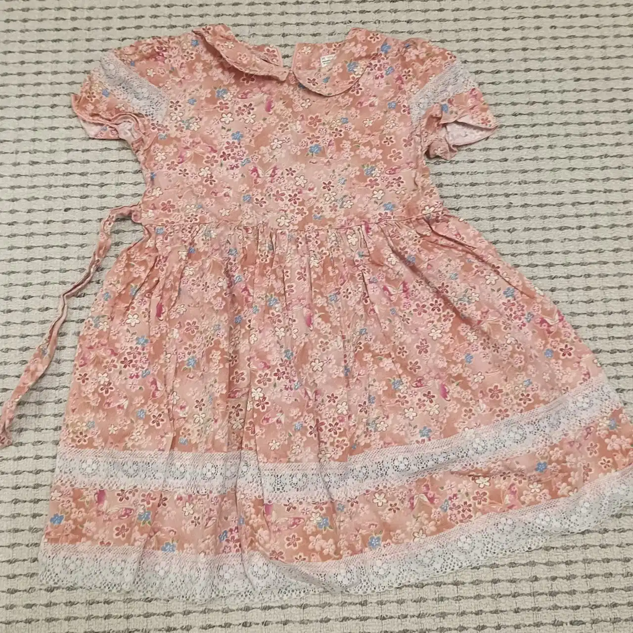 Детская барахолка в Некрасовке