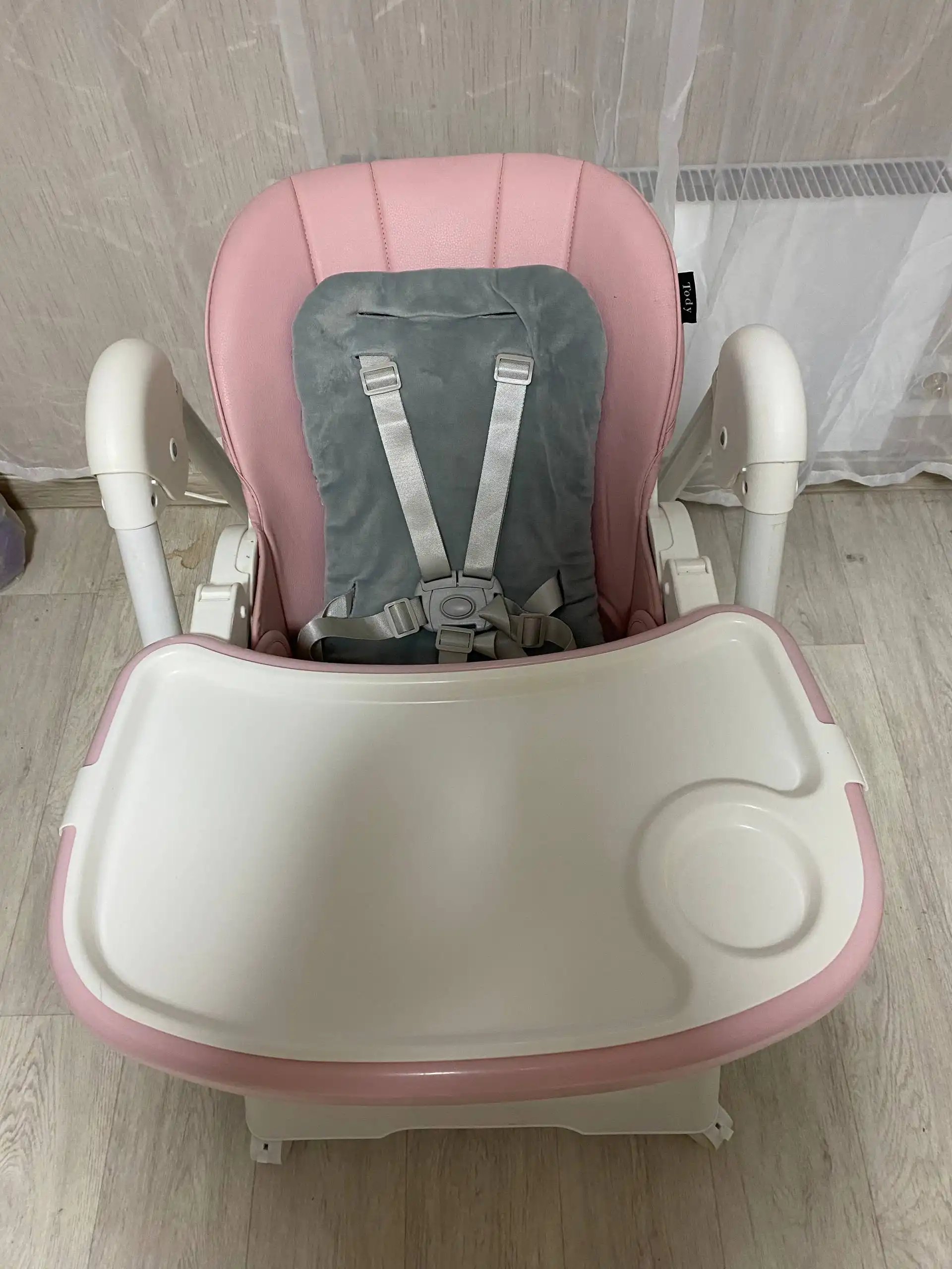 Стульчик для кормления до 25 кг с регулируемой спинкой и столиком