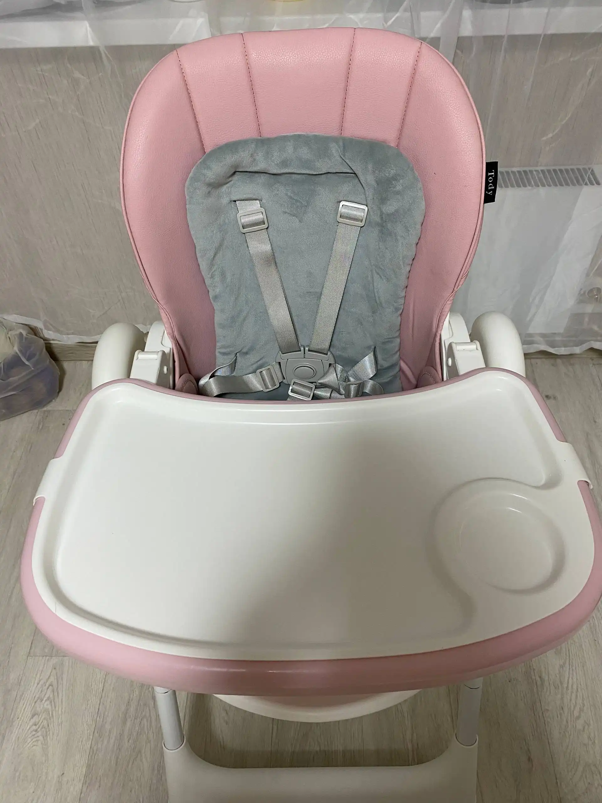 Стульчик для кормления до 25 кг с регулируемой спинкой и столиком