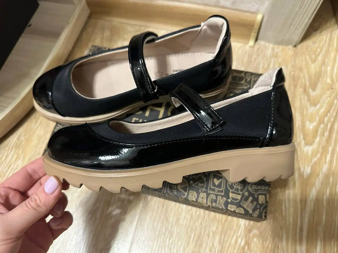 Туфли детские размер 34