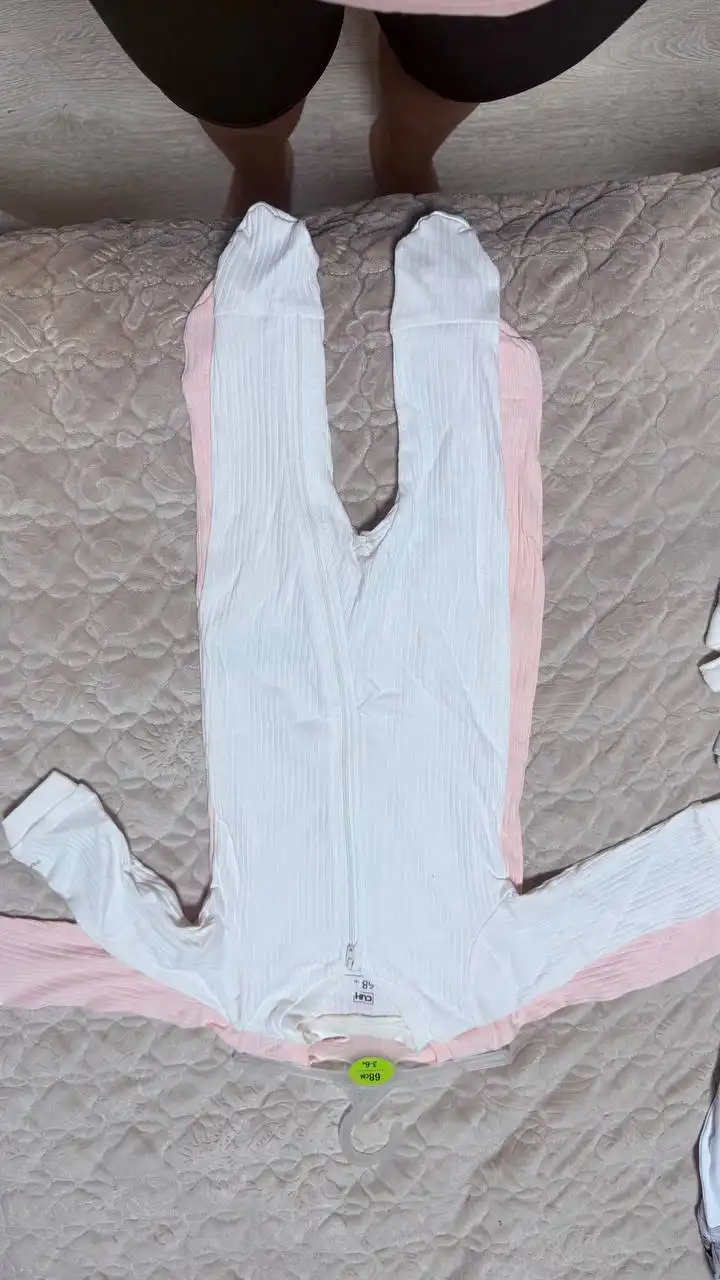 Новые комплекты детской одежды с бирками