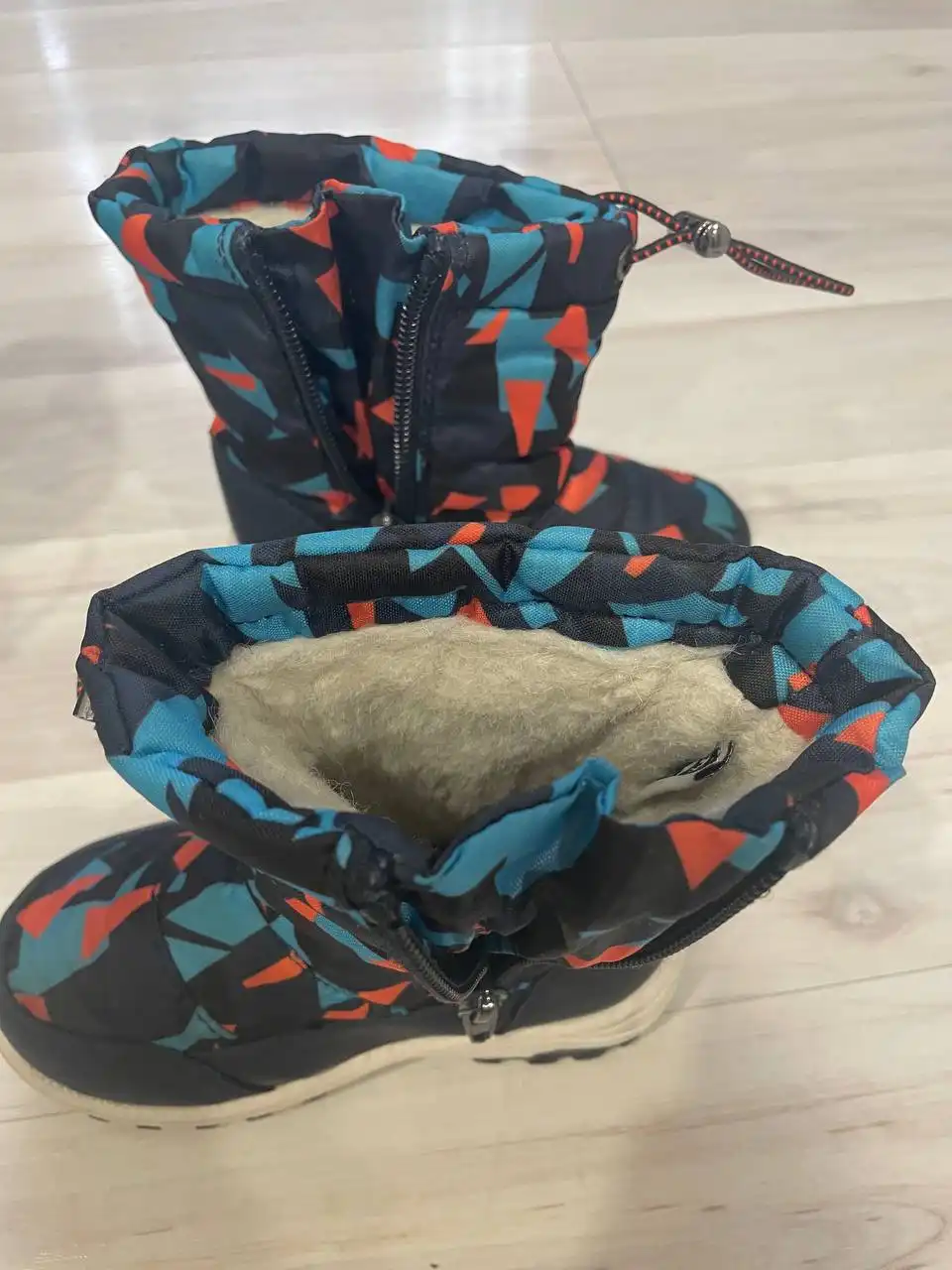 Зимние дутики с подкладкой и шерстяной стелькой