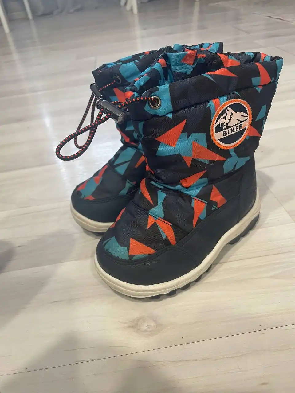 Зимние дутики с подкладкой и шерстяной стелькой