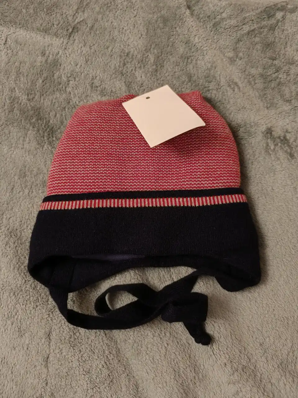 Продам новую шапку