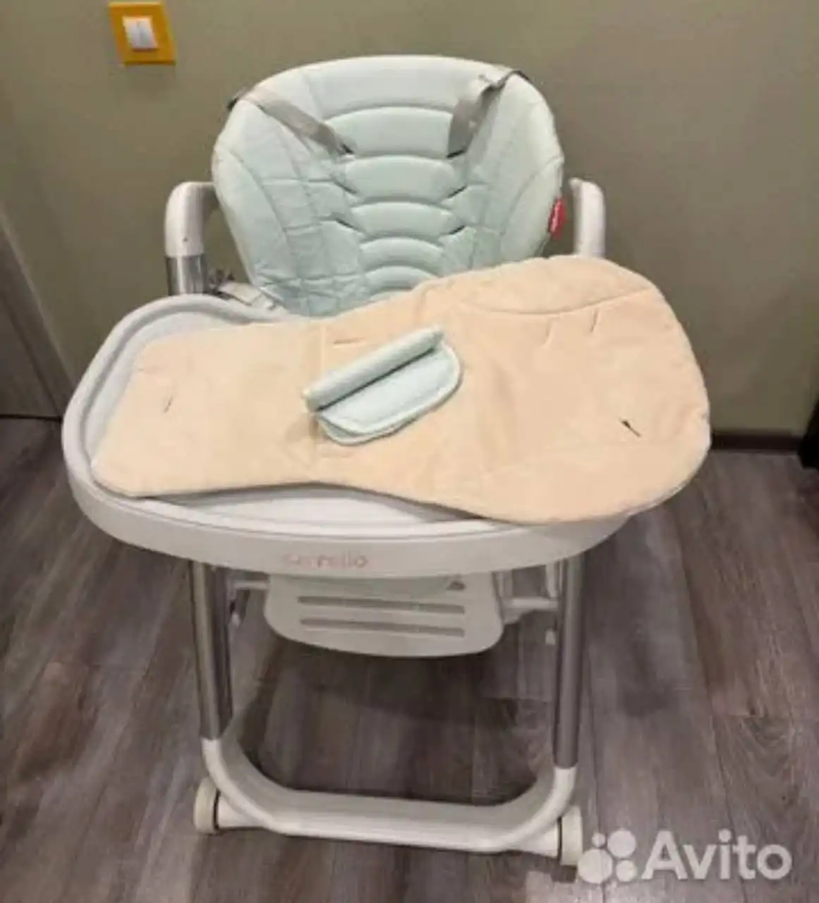 Стульчик для кормления Carello Concord б/у