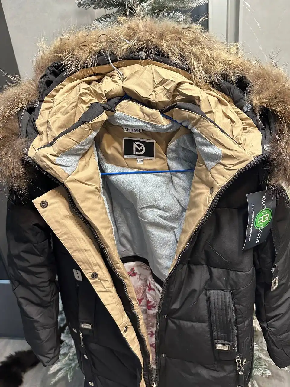 Новая куртка на девочку