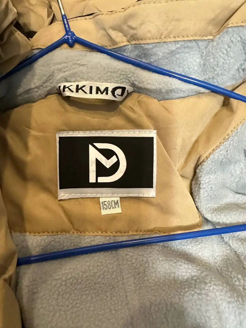 Новая куртка на девочку