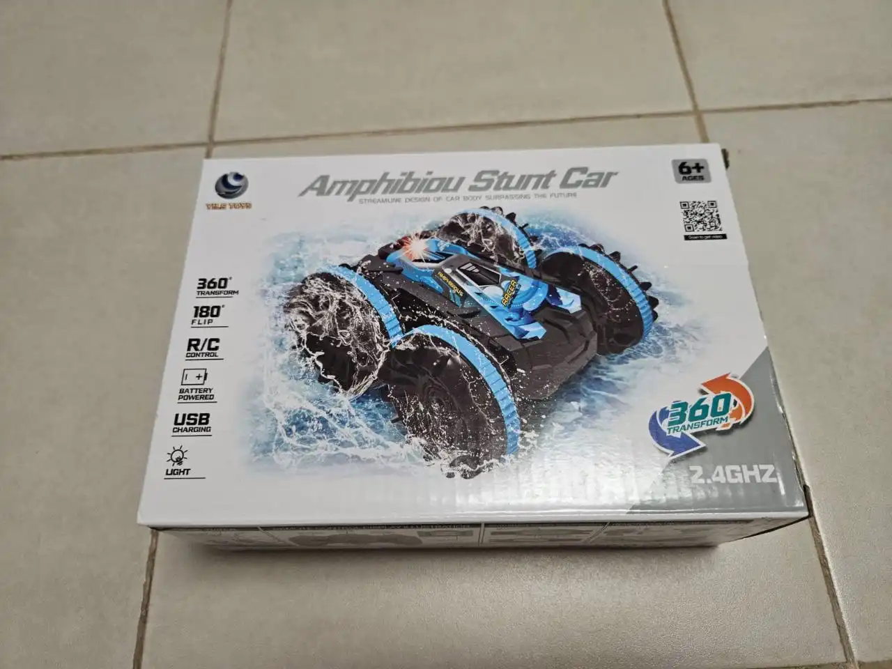 Машинки на пульте управления и конструктор