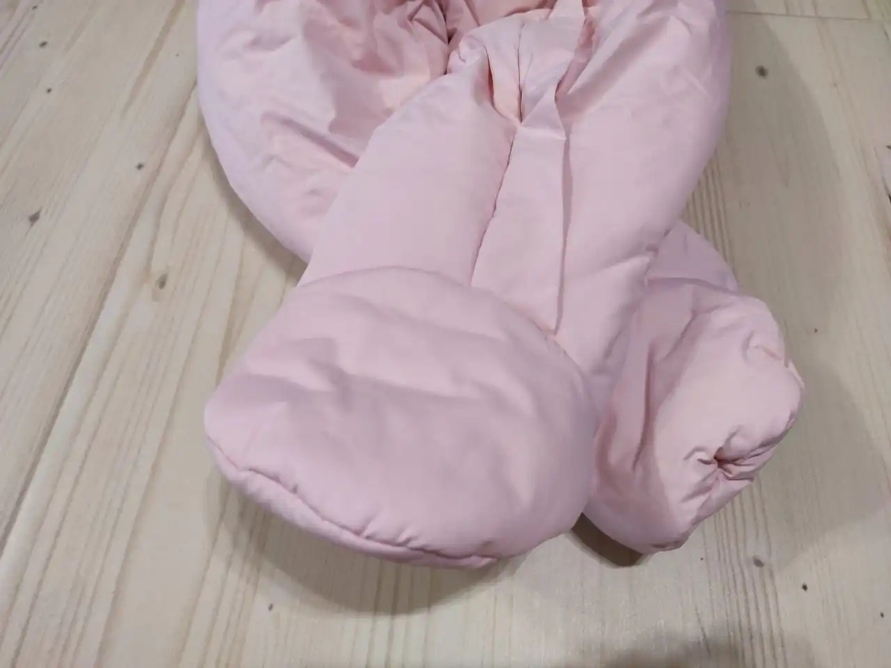 Детская одежда: комбинезон, термокостюм, колготки