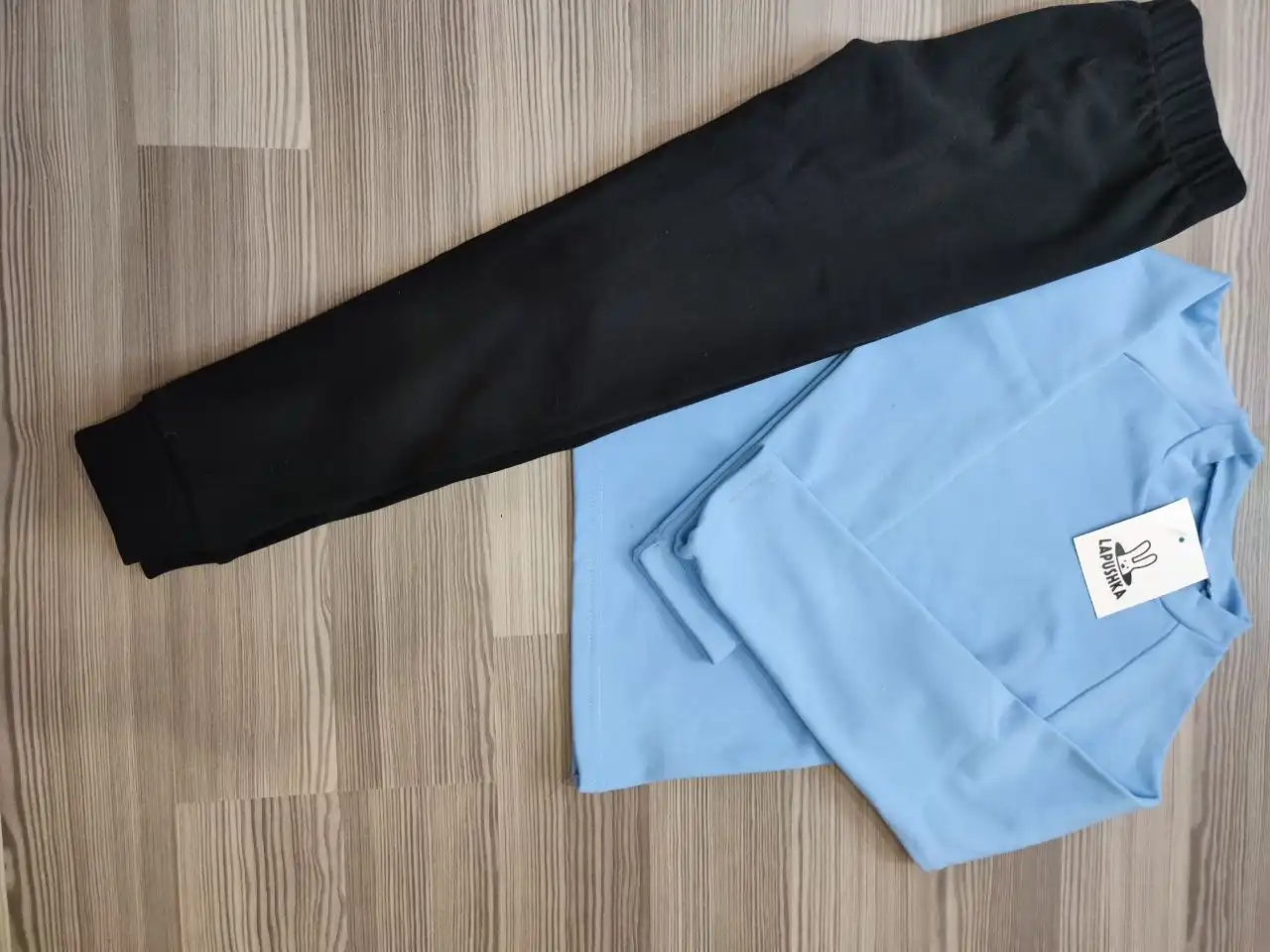 Детская одежда: комбинезон, термокостюм, колготки