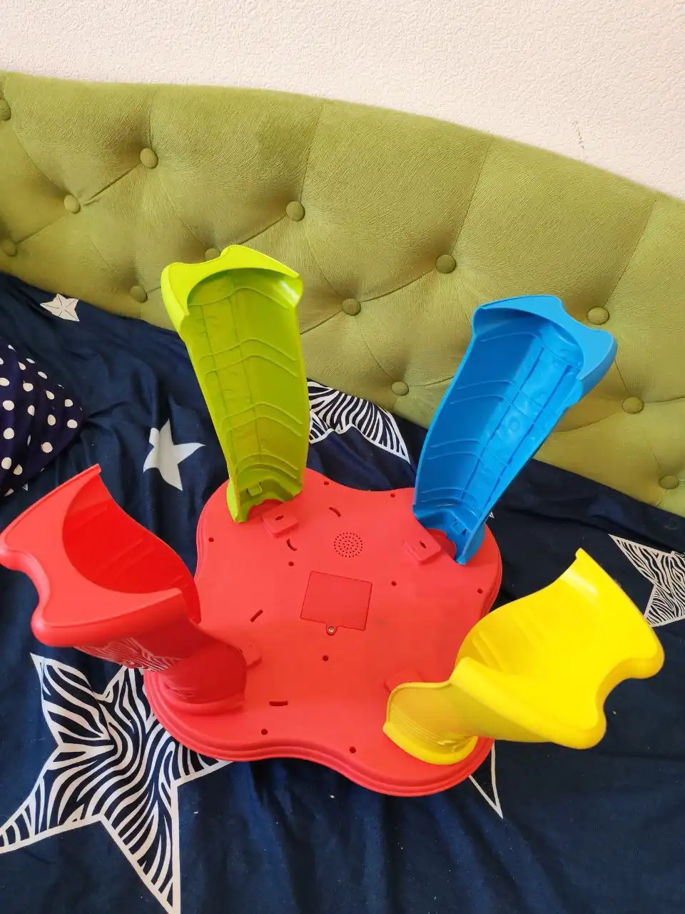 Игровой столик Chicco с озвучкой