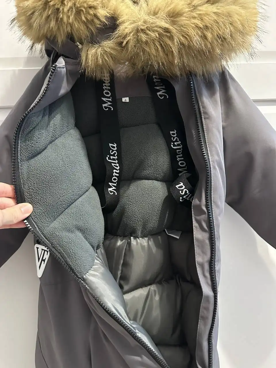 Продам зимний комбинезон для ребенка - Одежда (Товары для детей) в Люберцы