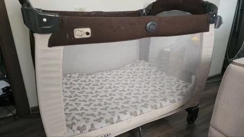 Кровать-манеж Graco Contour Electra б/у - Одежда детская в Некрасовка