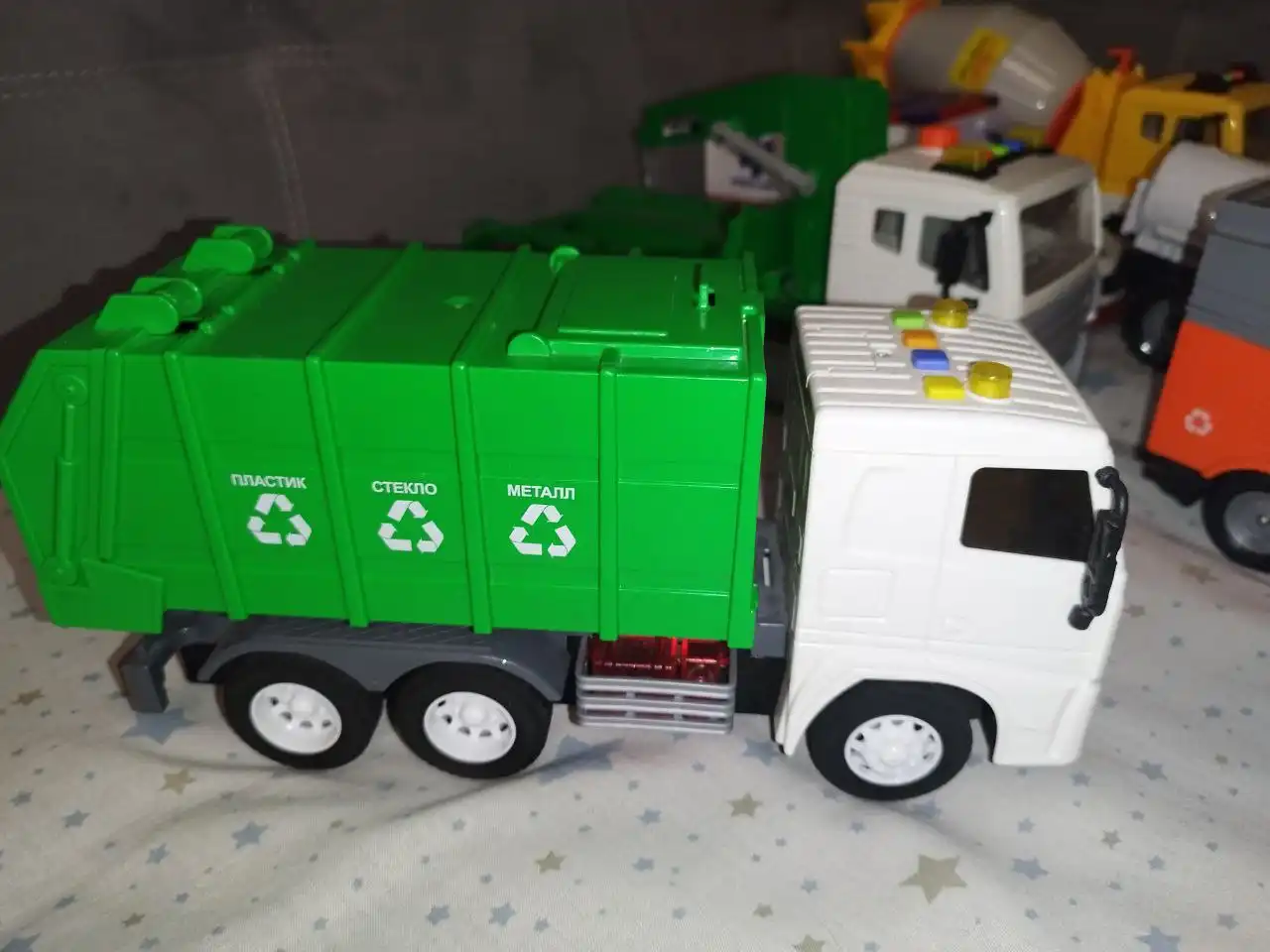 Игрушки в разном состоянии со звуками - Товары для детей в Некрасовка, Люберцы