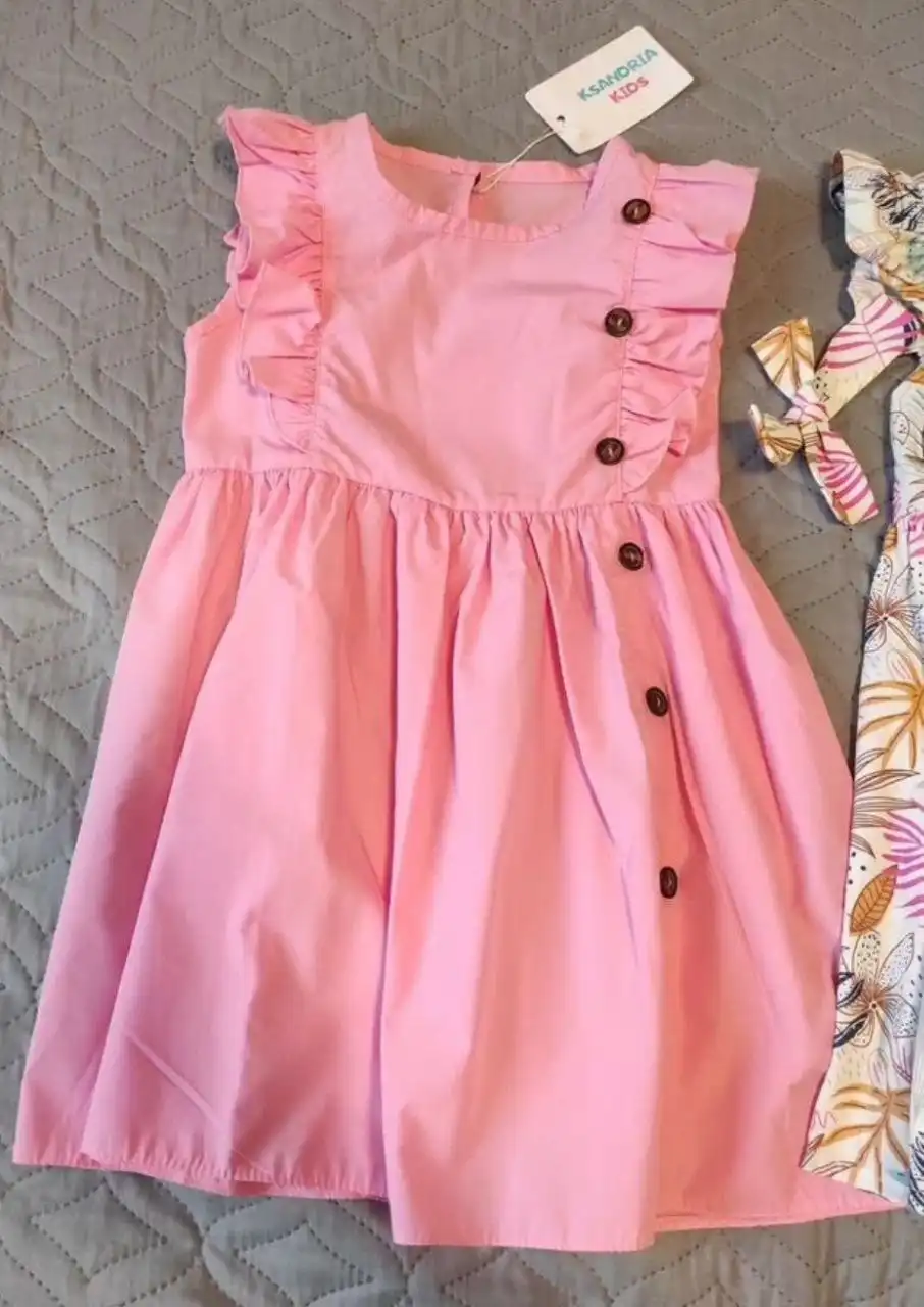 Продажа двух платьев 104 размера - Платья (Одежда) в Люберцы