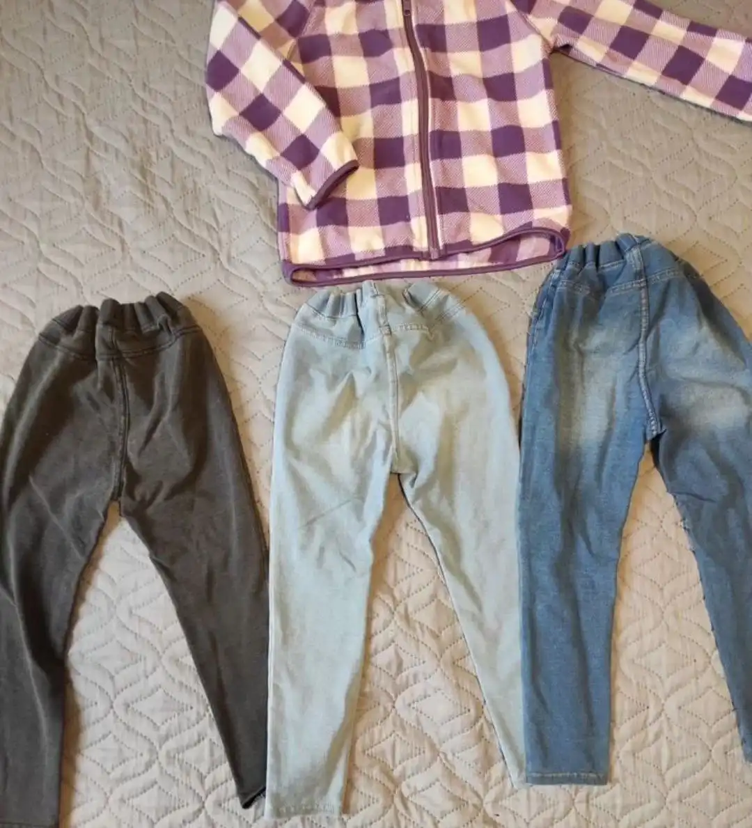 Продажа джинсов и флисовой кофты HM - Верхняя одежда (Одежда) в Люберцы