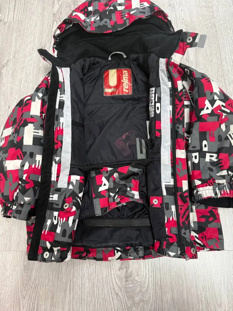 Детская одежда: куртки, бомбер, джинсовка - Детская (Одежда) в Некрасовка, Люберцы