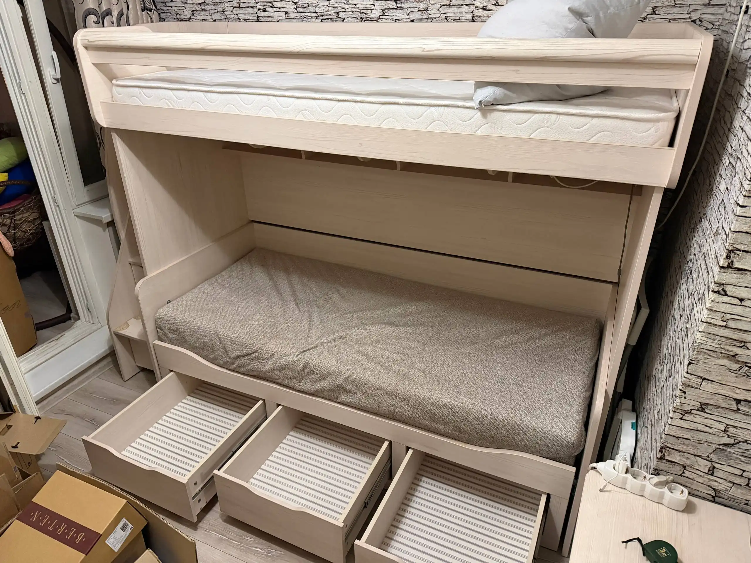 Двухъярусная кровать с выдвижным спальным местом и ящиками - Детская мебель (Товары для детей) в Некрасовка