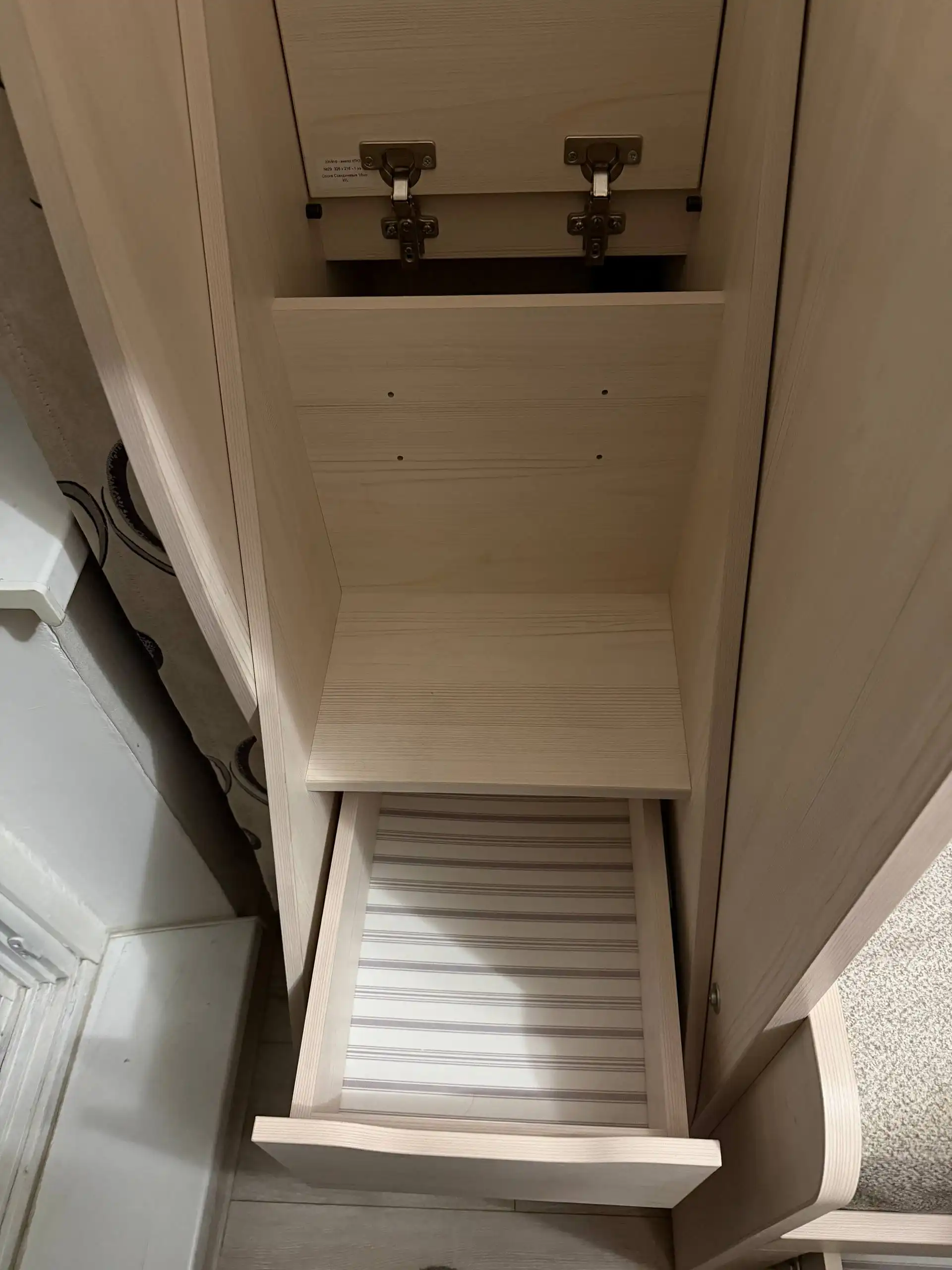 Двухъярусная кровать с выдвижным спальным местом и ящиками - Детская мебель (Товары для детей) в Некрасовка