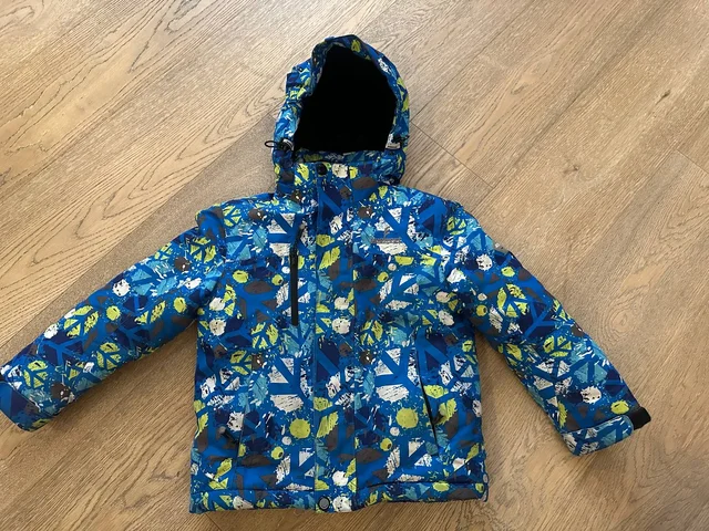 Теплая детская куртка размер 110 - Худи в Люберцы