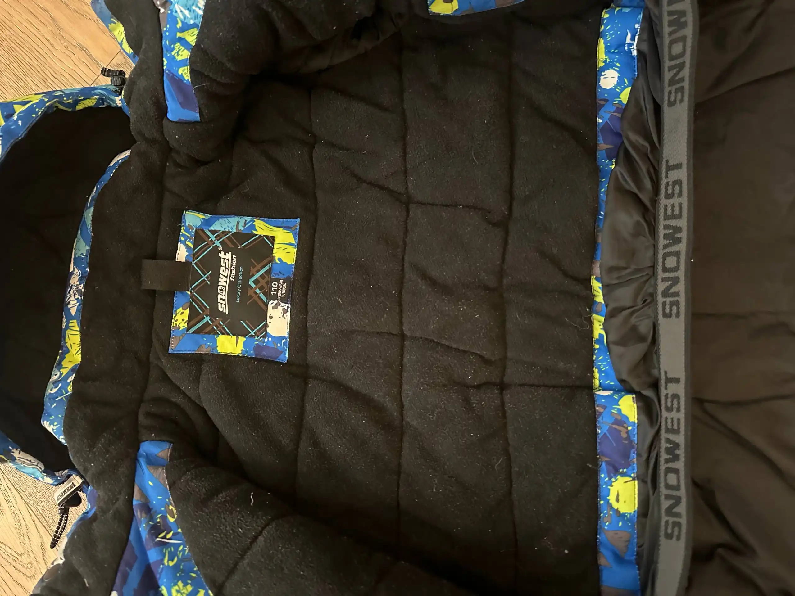 Теплая детская куртка размер 110 - Детская одежда (Одежда) в Люберцы