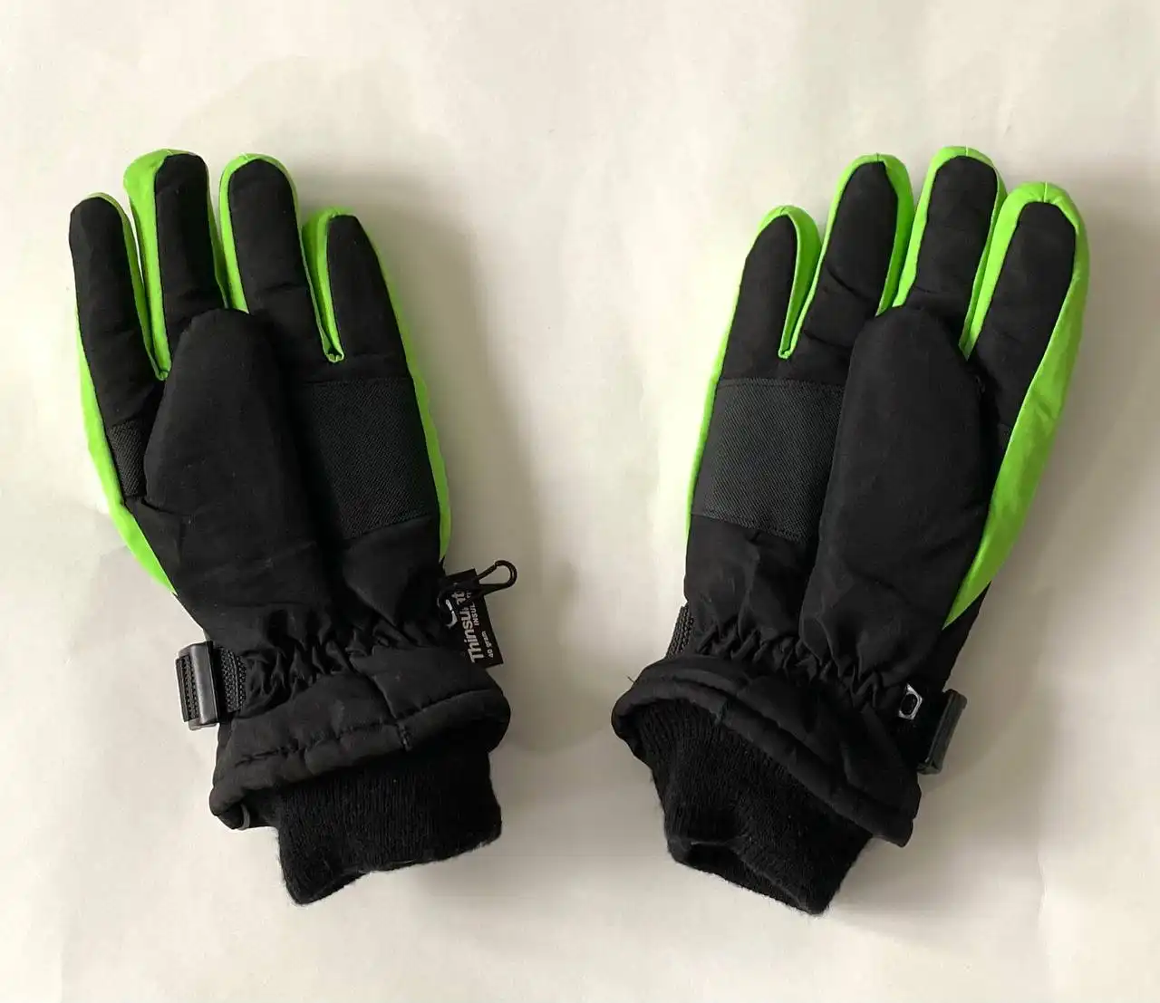 Стильные теплые перчатки Yigga с технологией 3M Thinsulate для ребенка 7-9 лет - Детская одежда (Одежда) в Москва