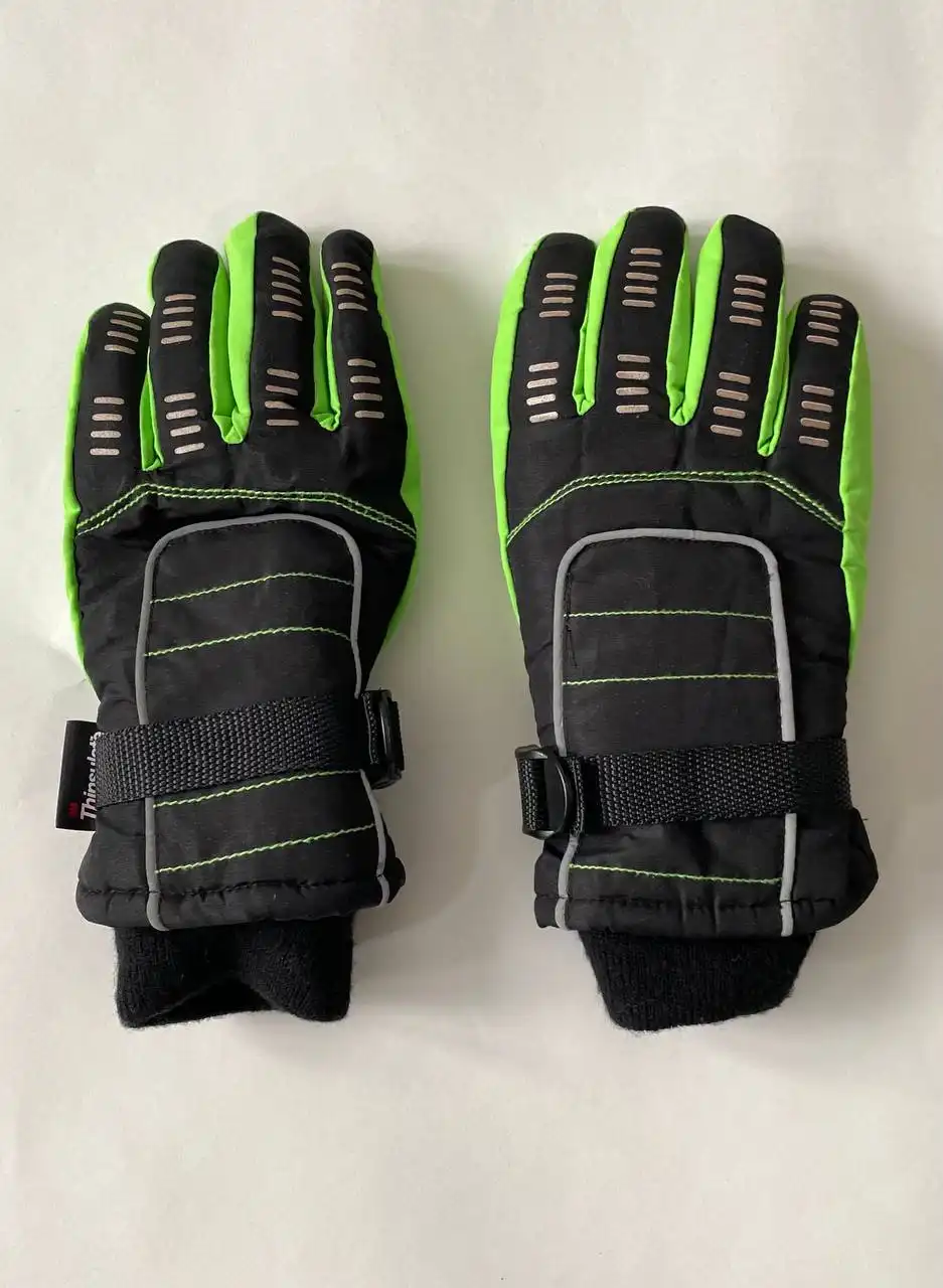 Стильные теплые перчатки Yigga с технологией 3M Thinsulate для ребенка 7-9 лет - Детская одежда (Одежда) в Москва