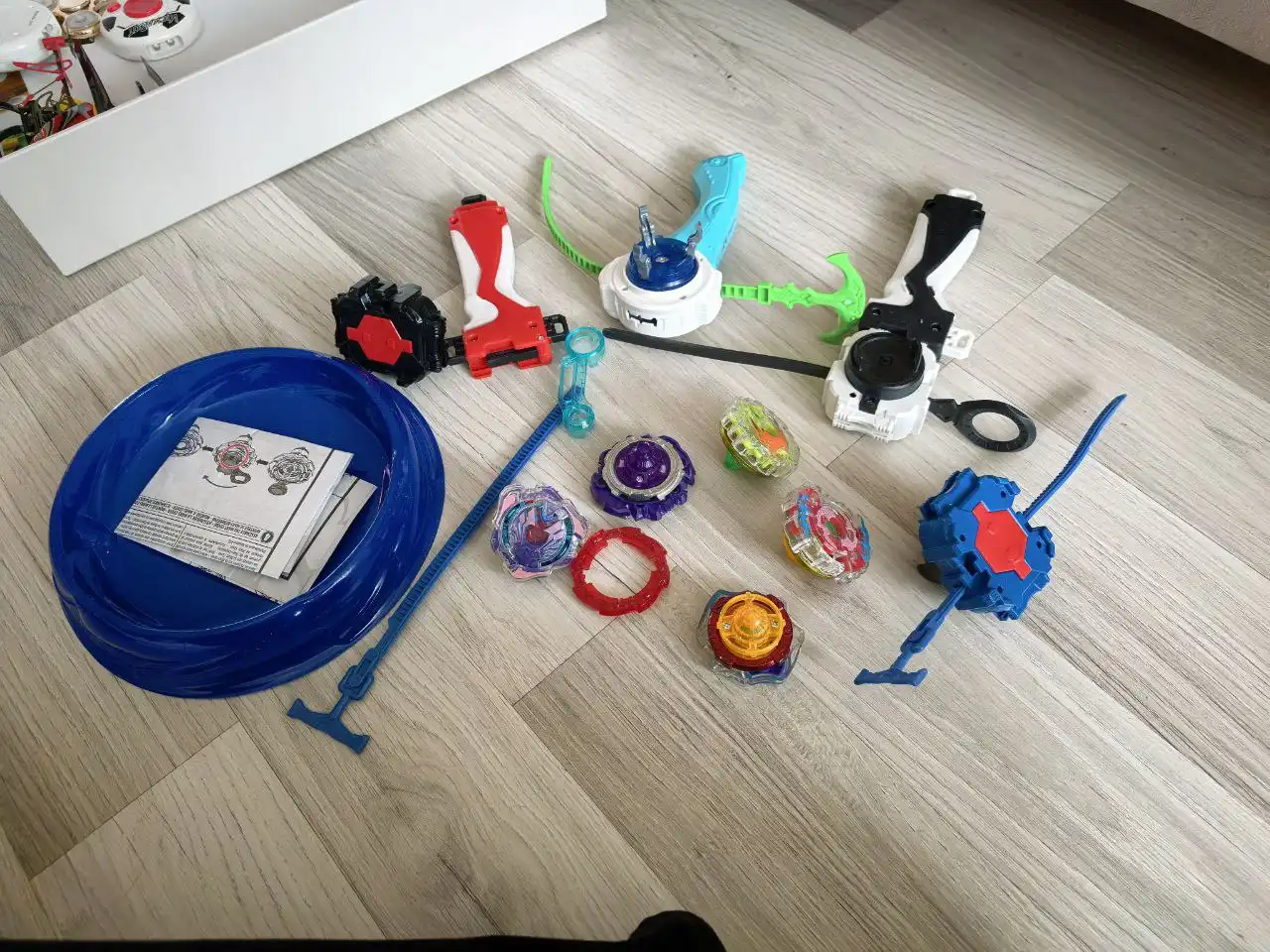 Волчки-блейды InfinityNado с комплектом - Игрушки (Хобби и отдых) в Некрасовка