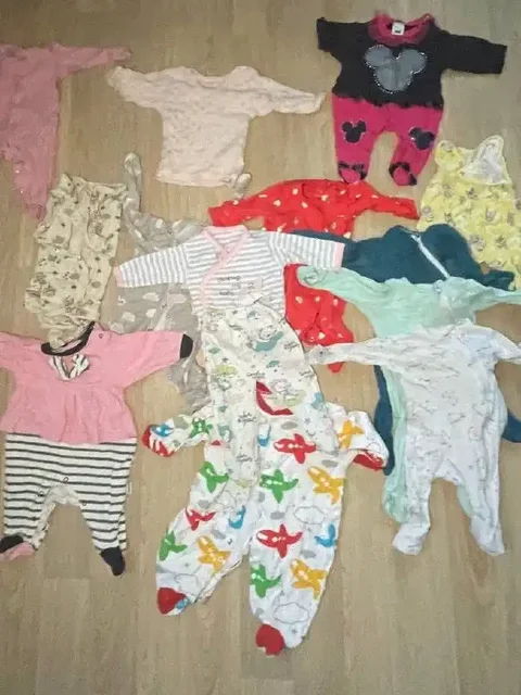 Продажа детских вещей для новорожденных девочек и пижамы для мальчика - Транспорт для детей в Люберцы