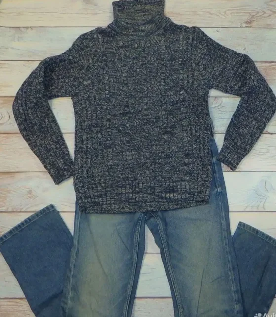 Стильный свитер и джинсы Ostin для подростка - Брюки в Москва