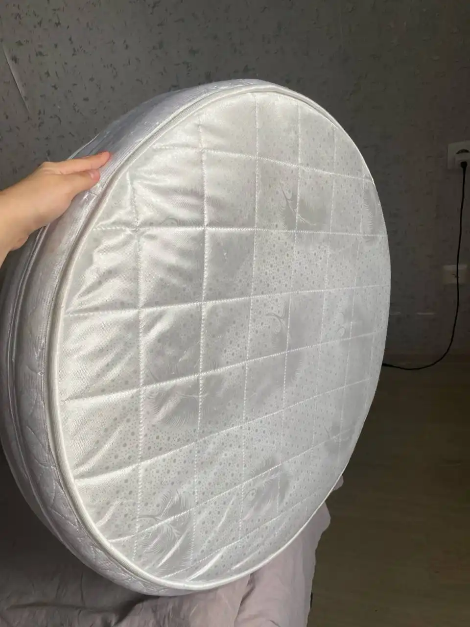 Круглый матрас с наматрасником и простыней - Детские матрасы (Товары для детей) в Люберцы