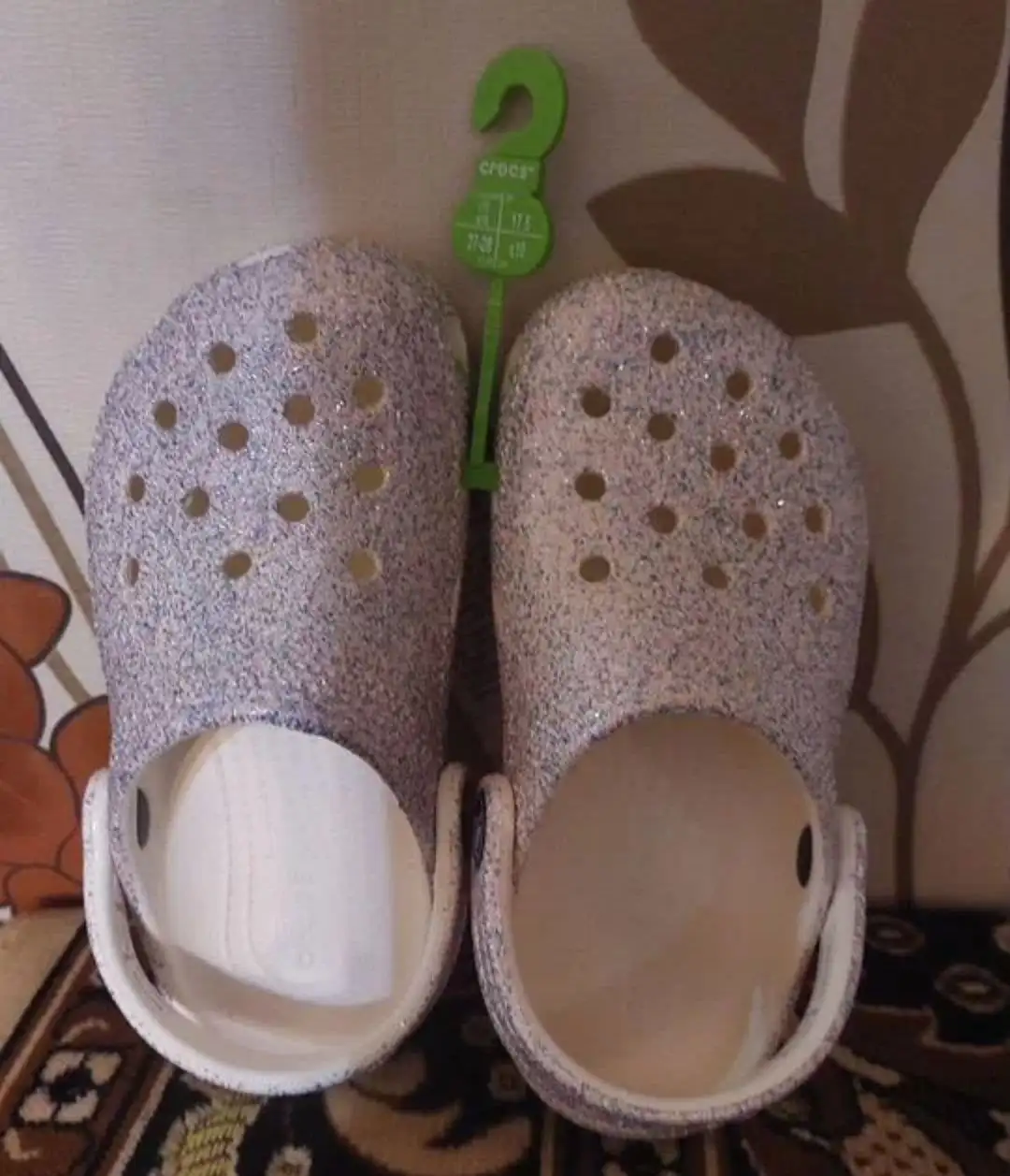 Новые оригинальные Crocs для девочки - Обувь детская (Одежда) в Люберцы