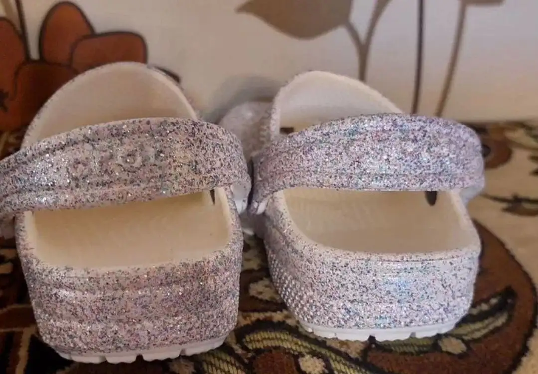 Новые оригинальные Crocs для девочки - Обувь детская (Одежда) в Люберцы