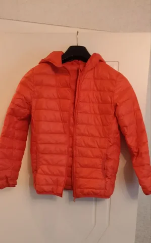 Куртка с капюшоном для детей 6-9 лет - Одежда в Некрасовка