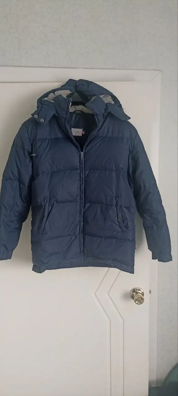 Пуховик с капюшоном размер 44 - Верхняя одежда (Одежда) в Люберцы