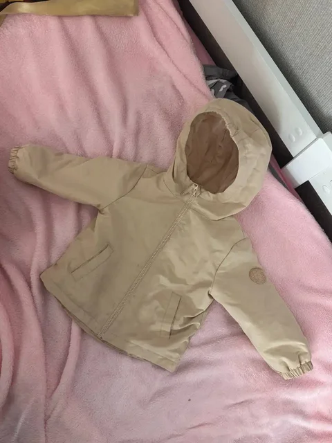 Детская одежда: куртка и костюм - Транспорт для детей в Люберцы