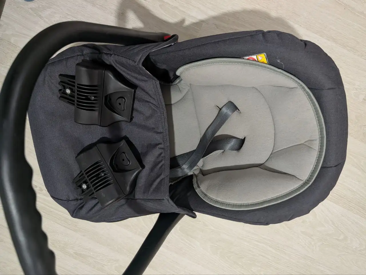 Автокресло Tutis Carlo с дополнительными аксессуарами - Автокресла (Товары для детей) в Некрасовка